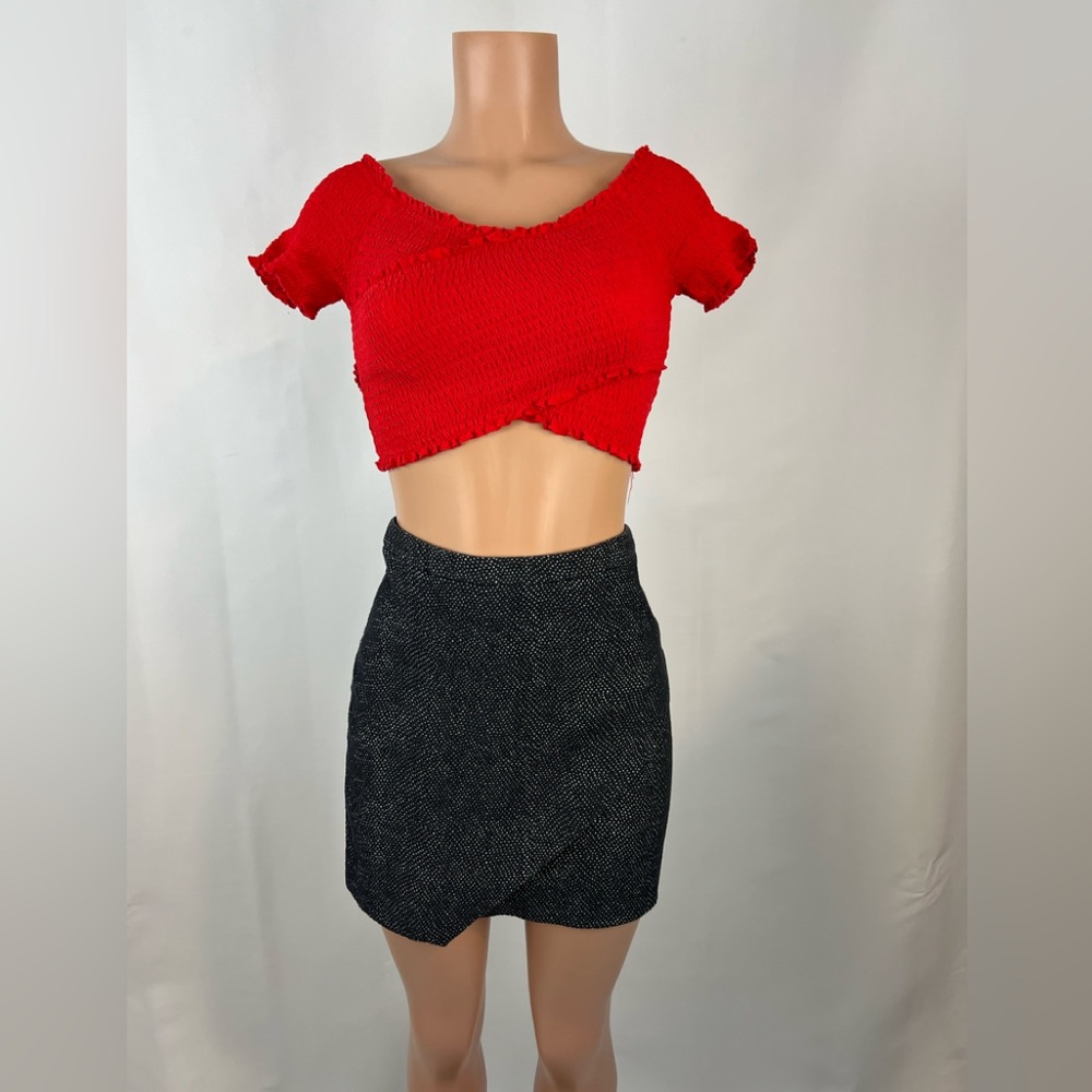 🐚2 for $20🐚 H&M Envelope Mini Skirt
